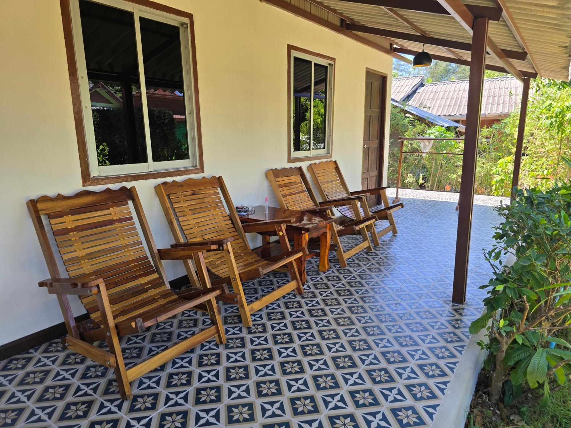 The Blue Gecko Hotell Ko Lanta Eksteriør bilde